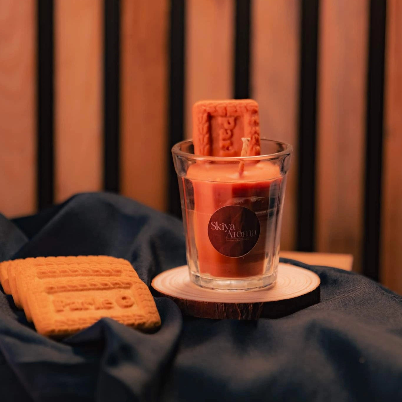 Biscuit Candle 
