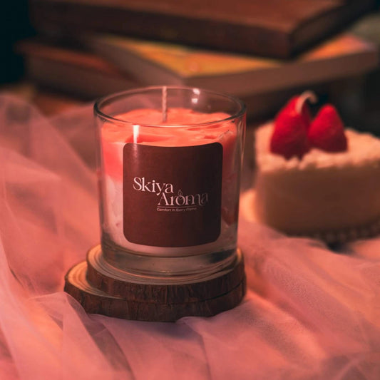 Iced Strawberry Latte Candle